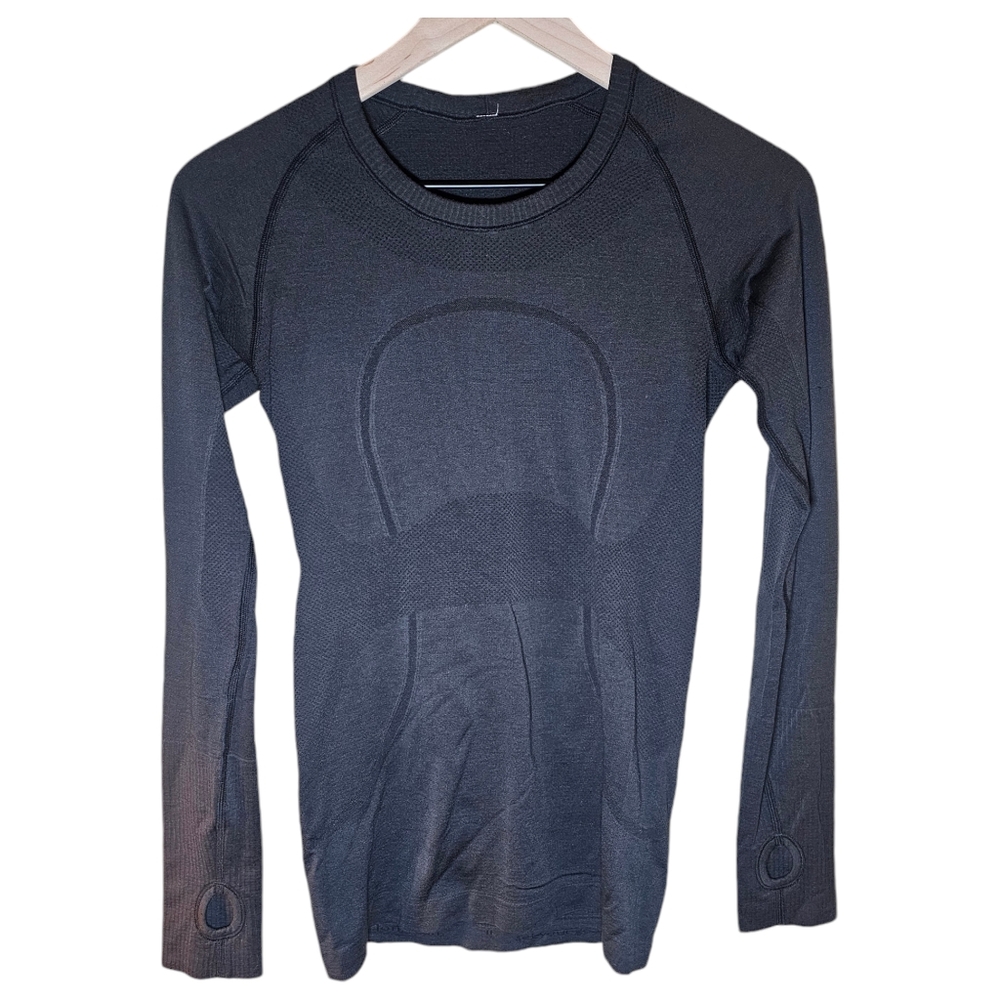 Lululemon Athletica Gray Long Sleeve Top